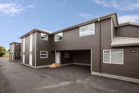 Photo of property in 1/52 Helena Road, Hillcrest, Hamilton, 3216