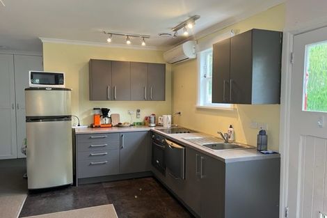 Photo of property in 19 Laura Avenue, Brooklyn, Wellington, 6021