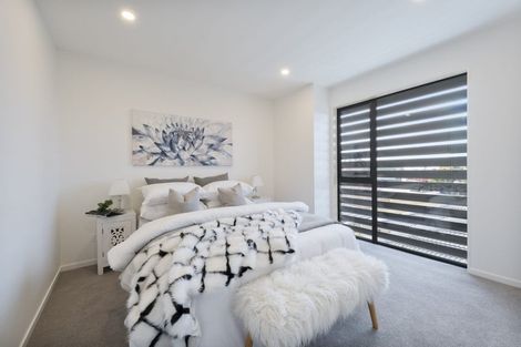 Photo of property in 8/6 Shakespeare Road, Milford, Auckland, 0620