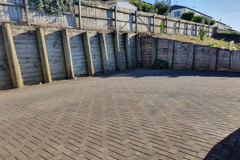 Photo of property in 3 Boeing Place, Goodwood Heights, Auckland, 2105