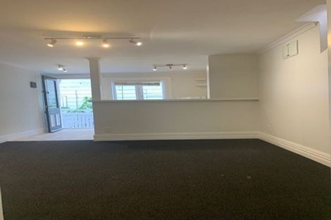 Photo of property in 3 Mckenzie Terrace, Te Aro, Wellington, 6011