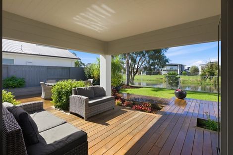 Photo of property in 42 Cassinia Close, Papamoa Beach, Papamoa, 3118