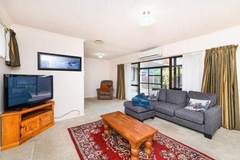 Photo of property in 4/64 Albert Street, Palmerston North, 4414