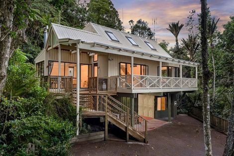 Photo of property in 576c South Titirangi Road, Titirangi, Auckland, 0604