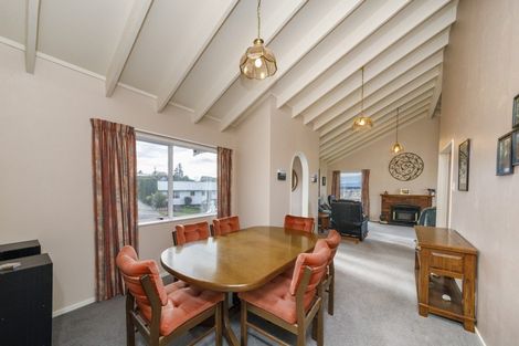 Photo of property in 10 Sunrise Heights, Feilding, 4702