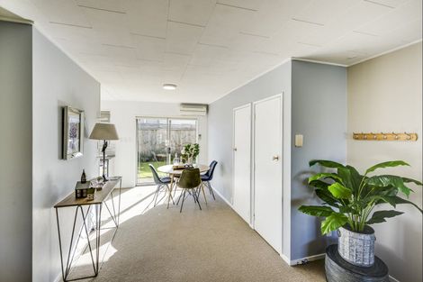 Photo of property in 209 Park Road South, Akina, Hastings, 4122