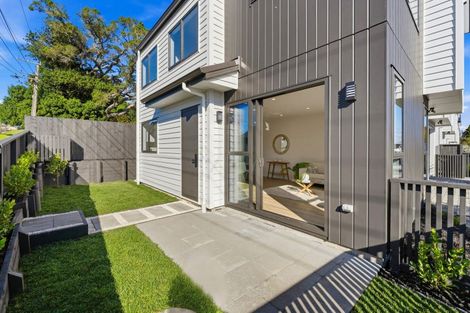 Photo of property in 12 Roseberry Avenue, Birkenhead, Auckland, 0626