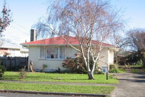Photo of property in 77 Friedlanders Road, Manurewa, Auckland, 2102