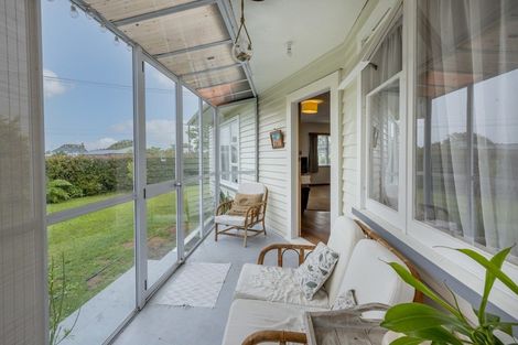 Photo of property in 16 Tawa Street, Levin, 5510