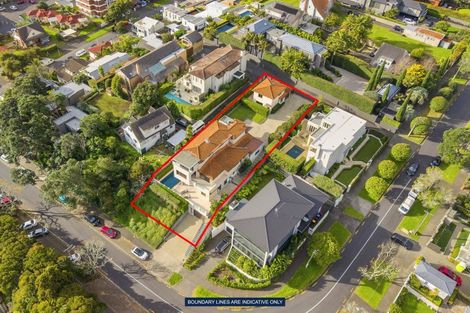 Photo of property in 10 Ronaki Road, Mission Bay, Auckland, 1071