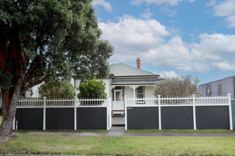 Photo of property in 186 Heads Road, Gonville, Whanganui, 4501