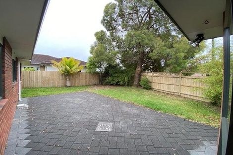 Photo of property in 31 Armoy Drive, East Tamaki, Auckland, 2016