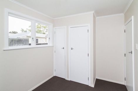 Photo of property in 2/5 Hinemoa Street, Waiwhetu, Lower Hutt, 5010