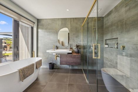 Photo of property in 10 Rodeo Place, Outram, 9019