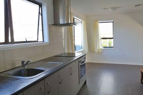 Photo of property in 3 Lyren Place, Half Moon Bay, Auckland, 2012