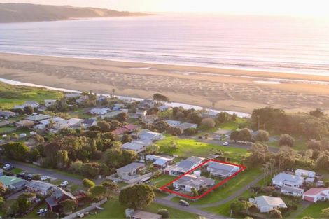 Photo of property in 50 Kakapo Road, Ahipara, Kaitaia, 0481