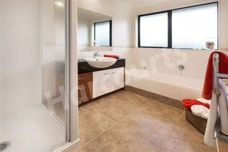 Photo of property in 115 Cyril French Drive, Flat Bush, Auckland, 2016