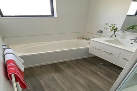 Photo of property in 11/4 Hinaki Street, Point England, Auckland, 1072
