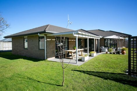 Photo of property in 14 Brancaster Place, Cambridge, 3434