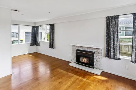 Photo of property in 20 Beeston Crescent, Manurewa, Auckland, 2102