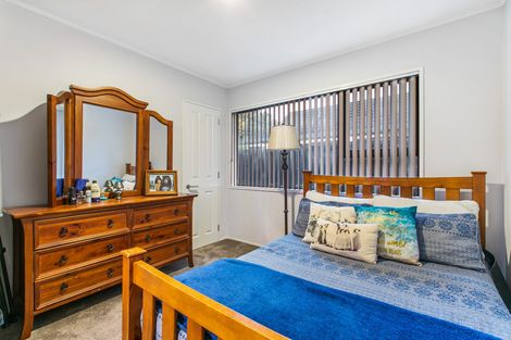 Photo of property in 7 Zenith Place, Conifer Grove, Takanini, 2112