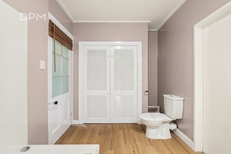 Photo of property in 56 Tennyson Street, Dunedin Central, Dunedin, 9016