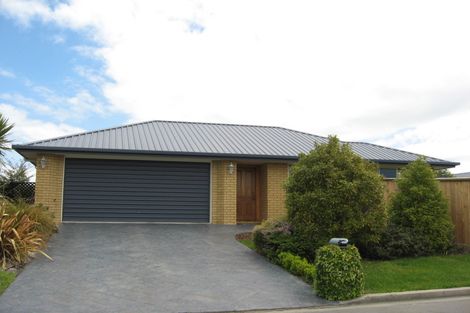 Photo of property in 16 Chamberlain Lane, Rangiora, 7400