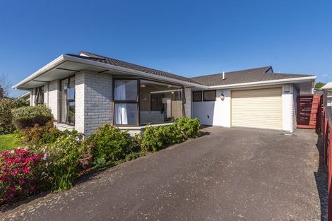 Photo of property in 16a Awatea Avenue, Paraparaumu, 5032