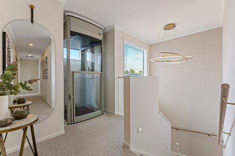 Photo of property in 2 Buddle Road, Paerata, 2124