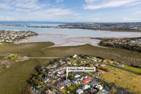 Photo of property in 2 Keys Street, Belmont, Auckland, 0622