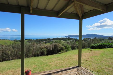 Photo of property in 21 Spicer Road, Cable Bay, 0420