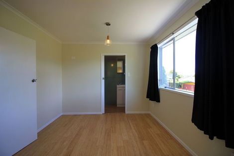 Photo of property in 16 Jayne Place, Torbay, Auckland, 0630
