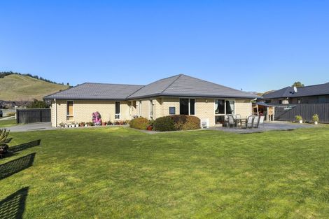 Photo of property in 8 Grigg Drive, Witherlea, Blenheim, 7201