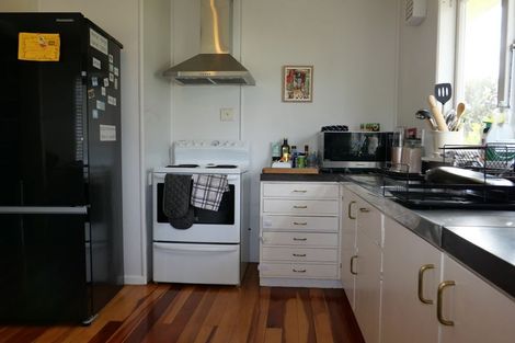 Photo of property in 9 Iti Street, Otaki, 5512