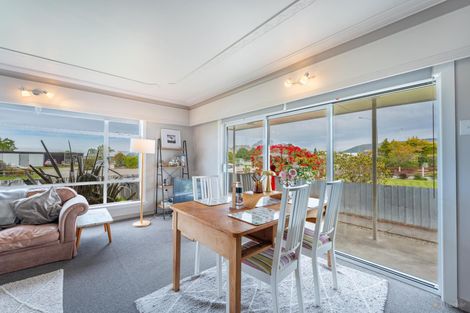Photo of property in 30 Timaru Road, Waimate, 7924