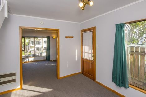 Photo of property in 3 Scarborough Terrace, Mount Victoria, Wellington, 6011