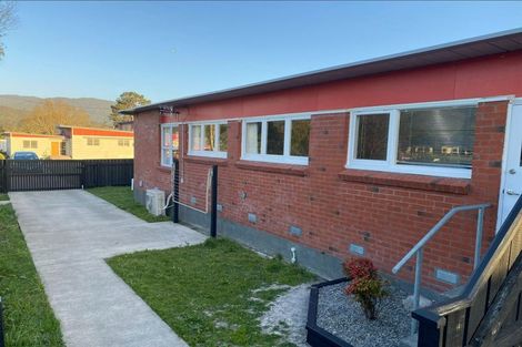 Photo of property in 3 The Strand, Wainuiomata, Lower Hutt, 5014