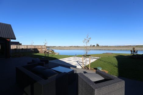 Photo of property in 15 Waterton Point, Huntingdon, Ashburton, 7774