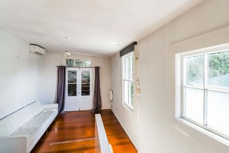 Photo of property in 21 Saint Mary Street, Thorndon, Wellington, 6011