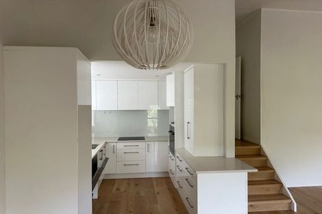 Photo of property in 1/10 Newstead Avenue, Browns Bay, Auckland, 0632