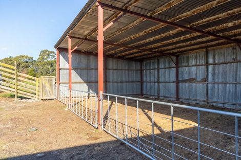 Photo of property in 30 Dorset Road, Parkvale, Carterton, 5792