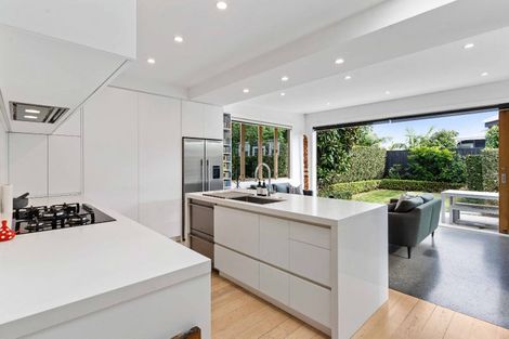 Photo of property in 3 Wynyard Road, Mount Eden, Auckland, 1024