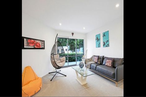 Photo of property in 205 High Street, Oxford, 7430
