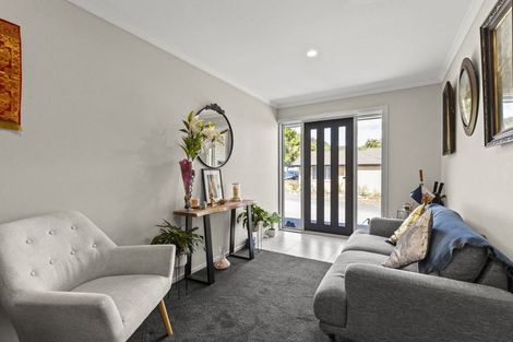 Photo of property in 118 Milton Terrace, Picton, 7220