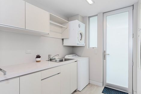 Photo of property in 223 Oceanbeach Road, Mount Maunganui, 3116