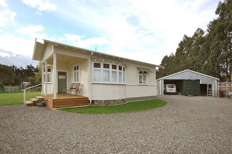 Photo of property in 14 Dalefield Road, Carterton, 5713