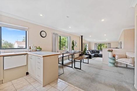 Photo of property in 9 Glover Place, Onerahi, Whangarei, 0110