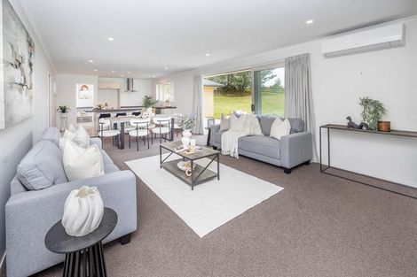 Photo of property in 19 Mahy Way, Leamington, Cambridge, 3432