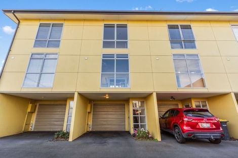 Photo of property in 2/54 Champion Street, Edgeware, Christchurch, 8013