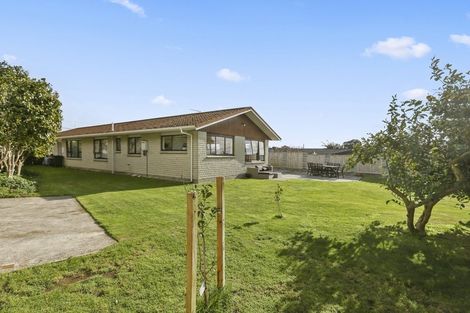Photo of property in 323 Mangorei Road, Merrilands, New Plymouth, 4312